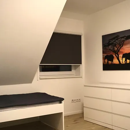 Modernes Mit Garten Apartment